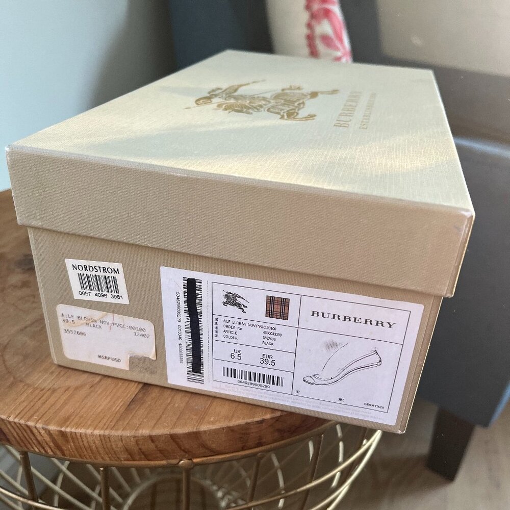 Burberry Nova Check Ballet Flats Size 39.5 / 9 Luxury designer flat classic - Picture 4 of 10